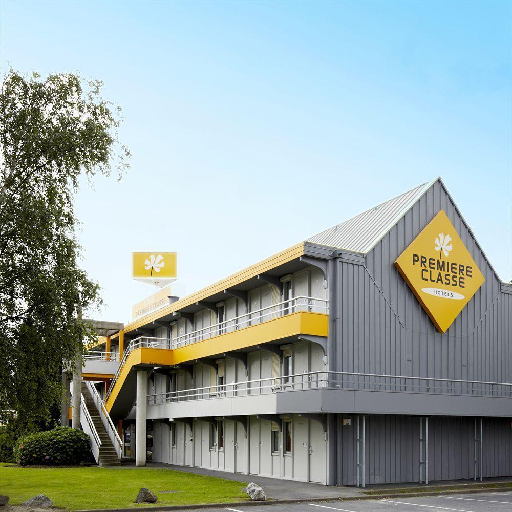 Premiere Classe Valenciennes Ouest Petite Foret Экстерьер фото