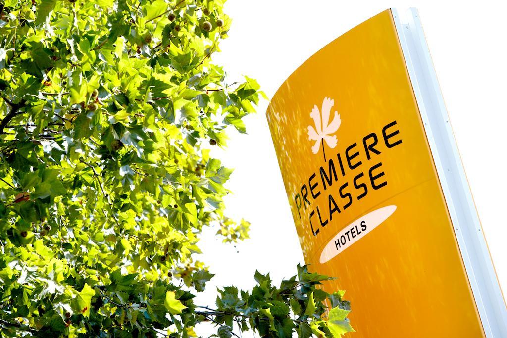 Premiere Classe Valenciennes Ouest Petite Foret Экстерьер фото